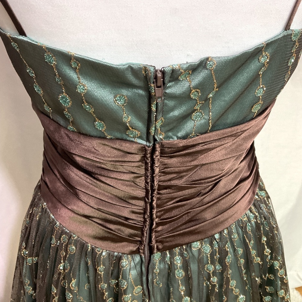 Morgan & Co. Vintage Y2K Formal Dress - Picture 9 of 16
